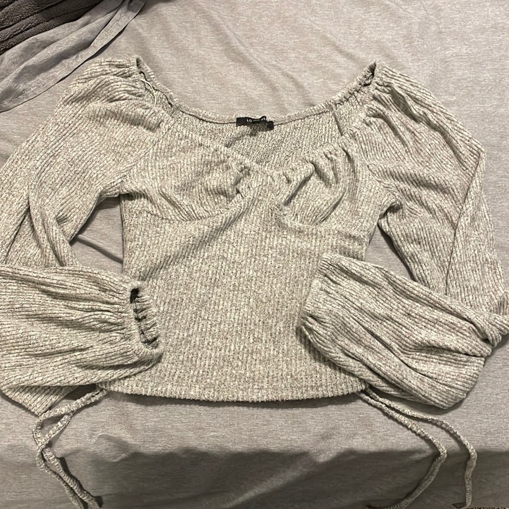 Grey soft crop top. Size large.